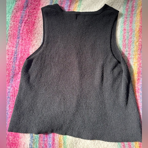 Universal Thread Ribbed Button-Up sweater vest - Picture 6 of 6